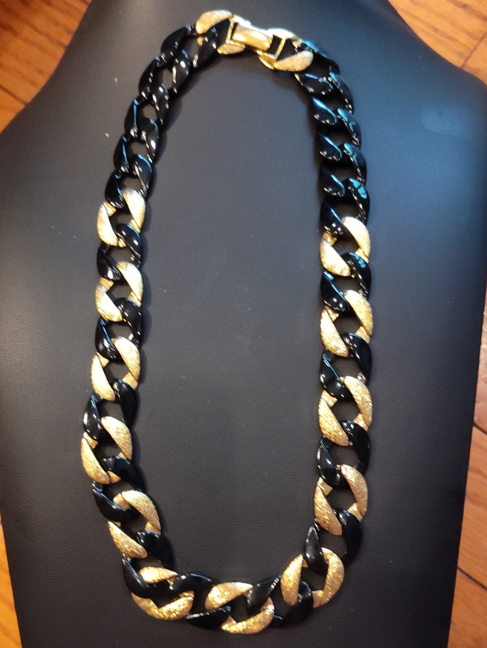 Napier Vintage Black Enamel and Frosted Gold Chain Link Necklace - 17"